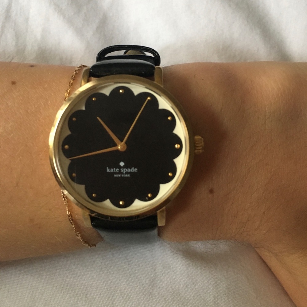Kate Spade Metro Black & Gold Scallop Watch